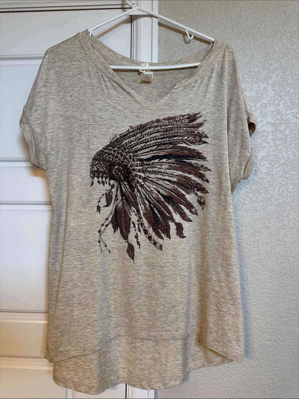 Heather Gray Short Sleeve V-Neck Top with Feather Headdress Graphic